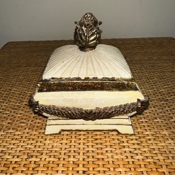 Stone Jewlery Brass Flower Tinker Box 3” Beige Collectable Heavy Grandma Beauty - Picture 3 of 13